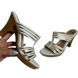 SOFFT White and Gold Leather Strappy Cut Out Heels Sandals Women’s Size 8